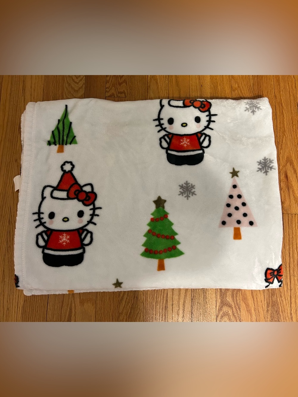 Hello Kitty Christmas Throw Blanket